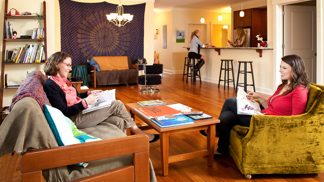 Savannah residence life hosts returning student housing signup